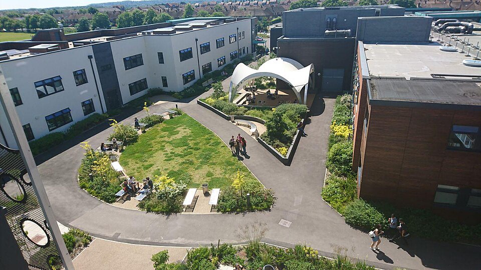 Barton Peveril College